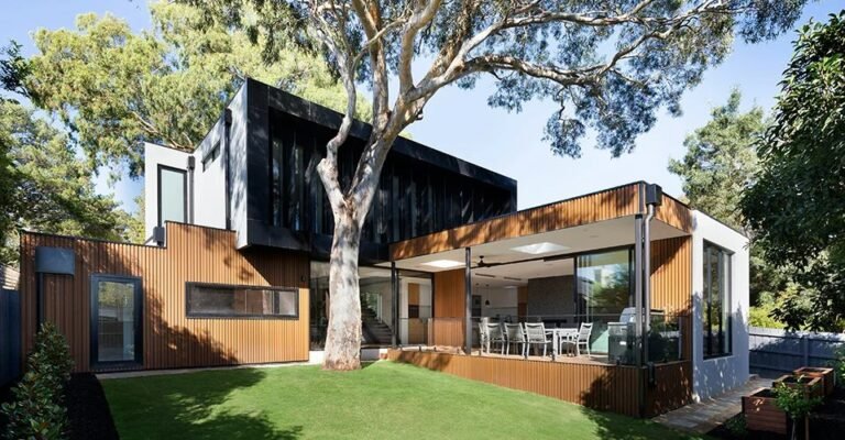 Co-Extrusion Aluminum Wall Cladding Explained Why It Outperforms Conventional Aluminum & Timber Panels