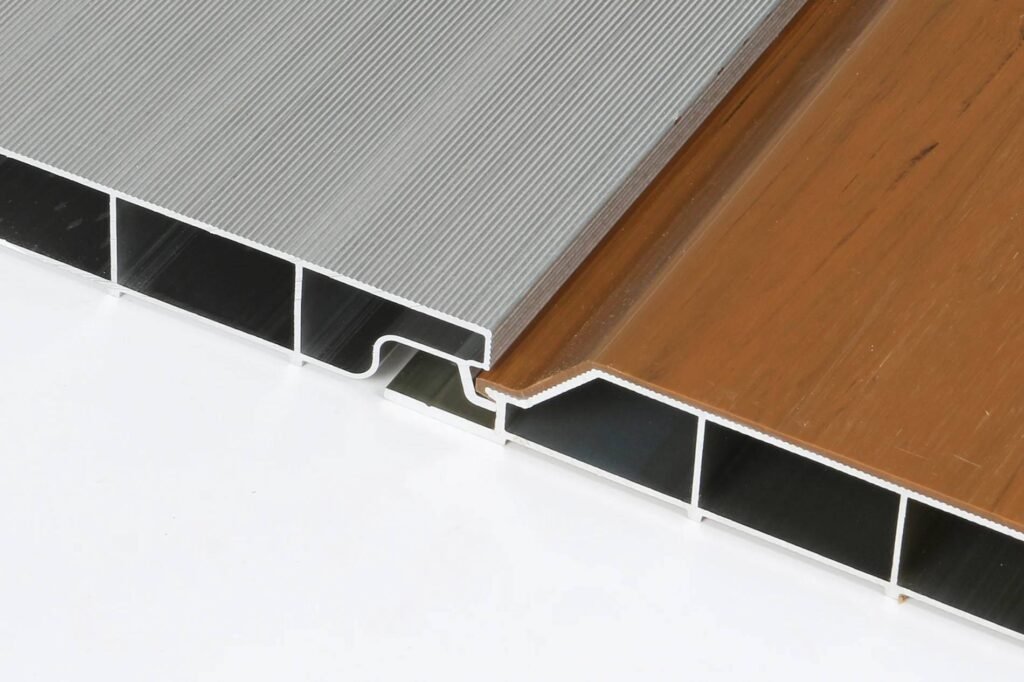 6063-T5 aluminum covered with a layer of Surlyn resin