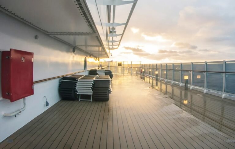 The Durability of ALumverde Decking in Extreme Weather