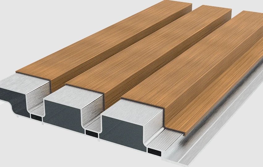 A co-extruded Surlyn resin layer covers the aluminum