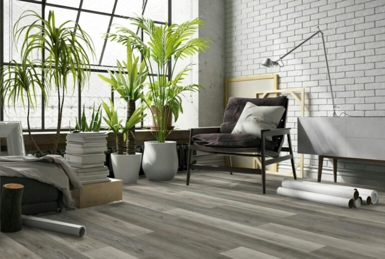 ALumverde Bi-Color Decking for a Custom Outdoor Look