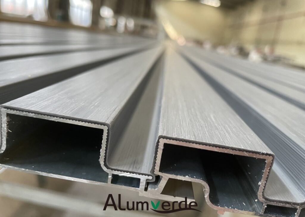 ALumverdeProfiles' Aluminum Core with Surlyn Co-extrusion