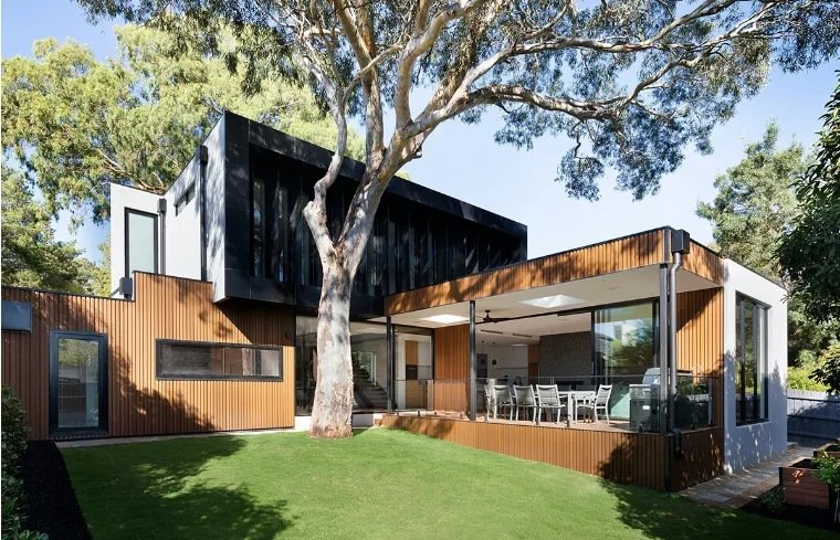 Leading distributors are scaling with ALumverde to join the hybrid revolution