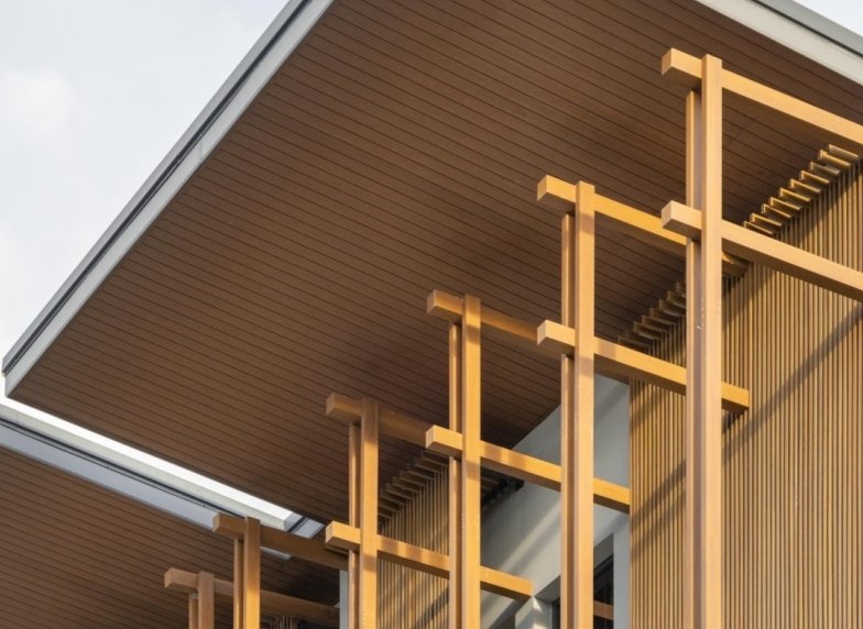 Seamless Integration with Co-extrusion Aluminum Decking and Cladding