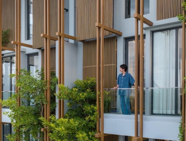 ALumverde Modular Accessories Streamline Large Builds by Reducing On-Site Labor Costs