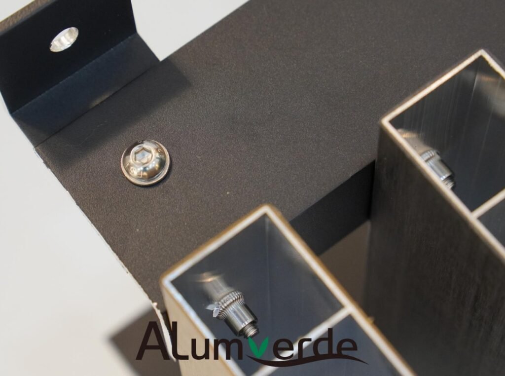 ALumverde offers integrated smart accessories and flexible customized shapes