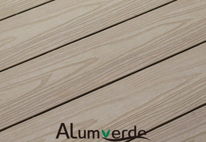 Lively 3D wood grain offers realistic texture and visual depth