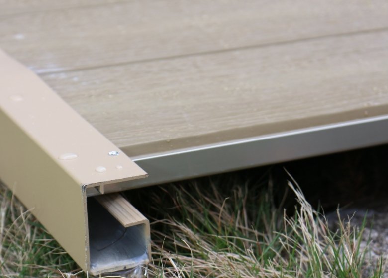 ALumverde high load slip resistant co-extrusion aluminum Luxeflow decking with drainage