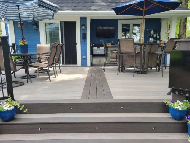 Fire-safe co-extrusion aluminum decking for high-rise balconies and commercial spaces